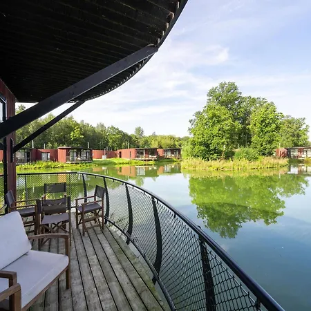 Dom wakacyjny Nature Retreat In Antoing